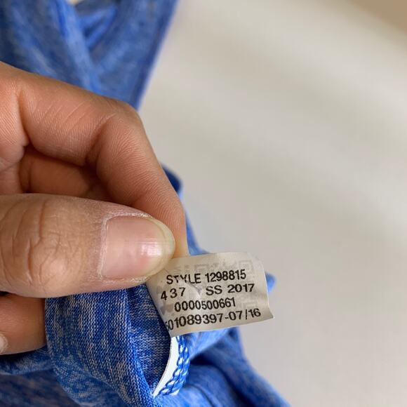 Under Armour Tank Top Womens S Small Blue Racerback Athletic Sleeveless Big Logo - Picture 7 of 9